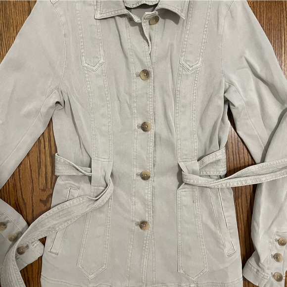 Anthropologie Short Trench Style Tan/Khaki Jacket w/ Belt Size 4 - Picture 3 of 8